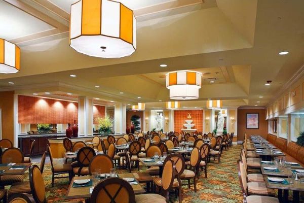 Hotel Villa Roma Resort And Conference Center (Kohlertown)